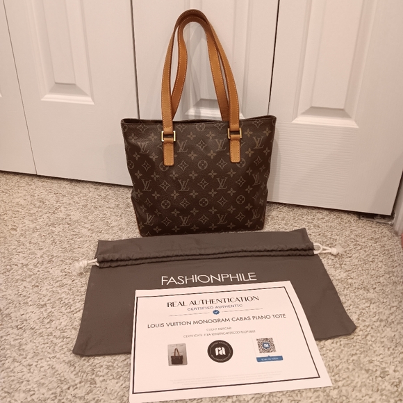 Traded ❤️ Louis Vuitton Monogram Cabas Piano Tote w/ COA and Dust bag - Picture 16 of 16